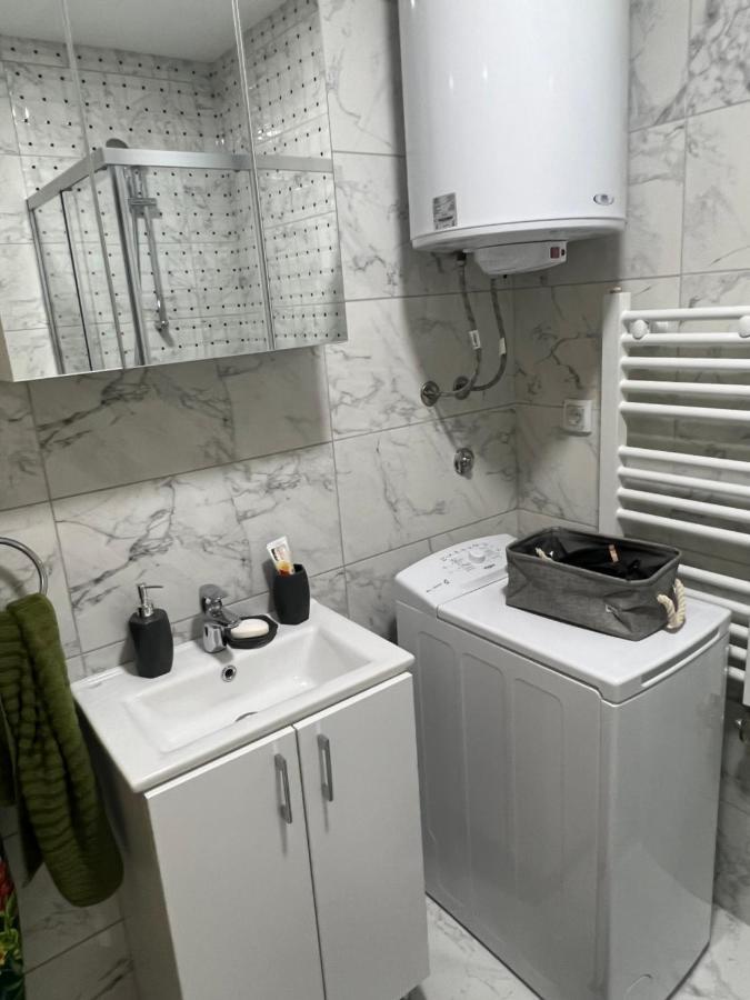 Čačak Jungle Lux Apartment المظهر الخارجي الصورة