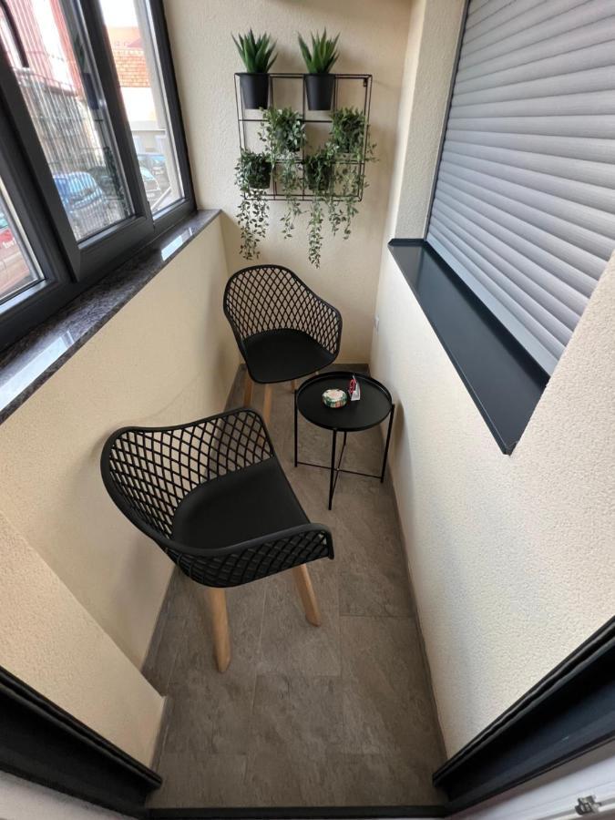 Čačak Jungle Lux Apartment المظهر الخارجي الصورة